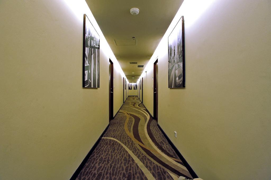 Midtown Hotel Surabaya Dış mekan fotoğraf
