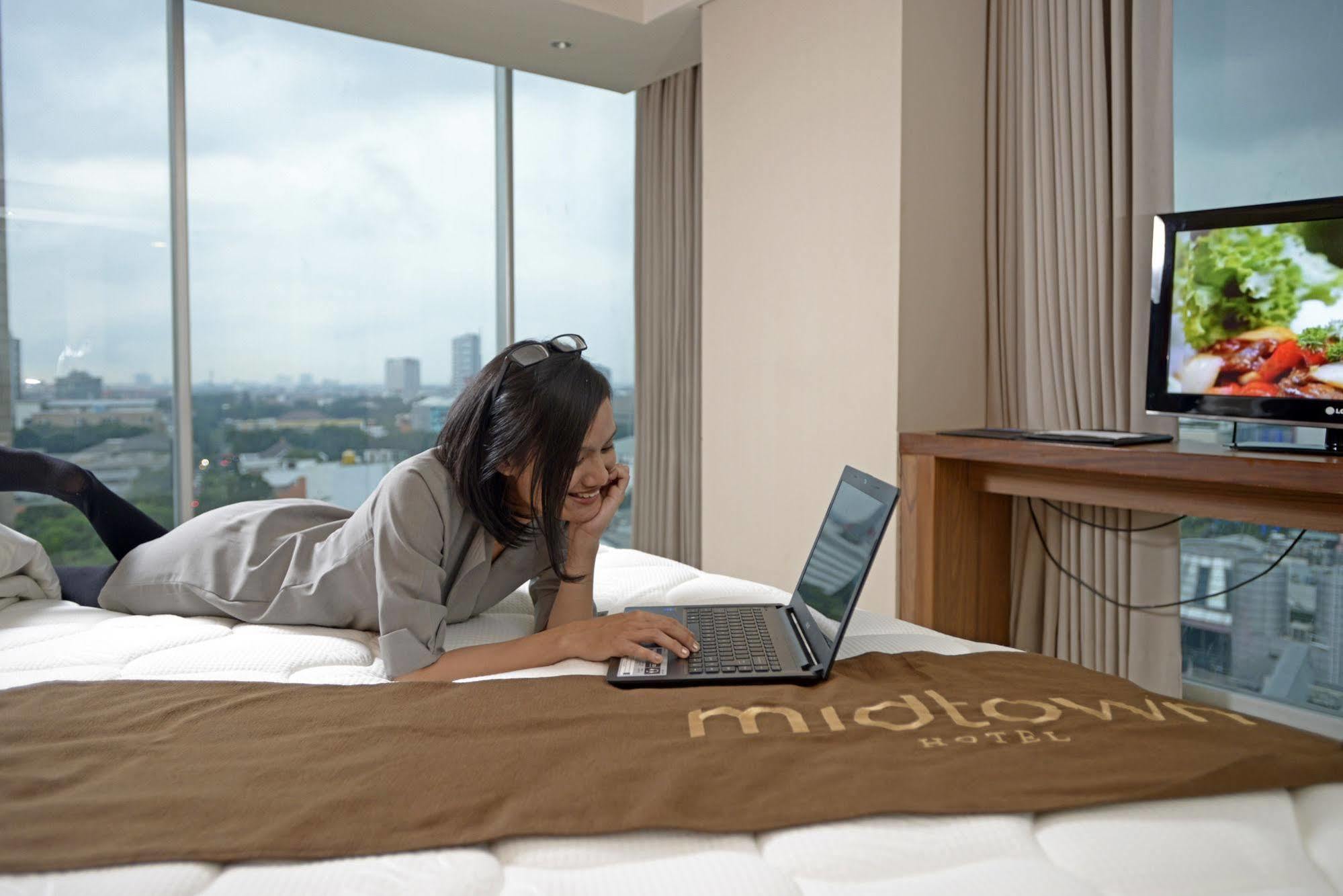 Midtown Hotel Surabaya Dış mekan fotoğraf