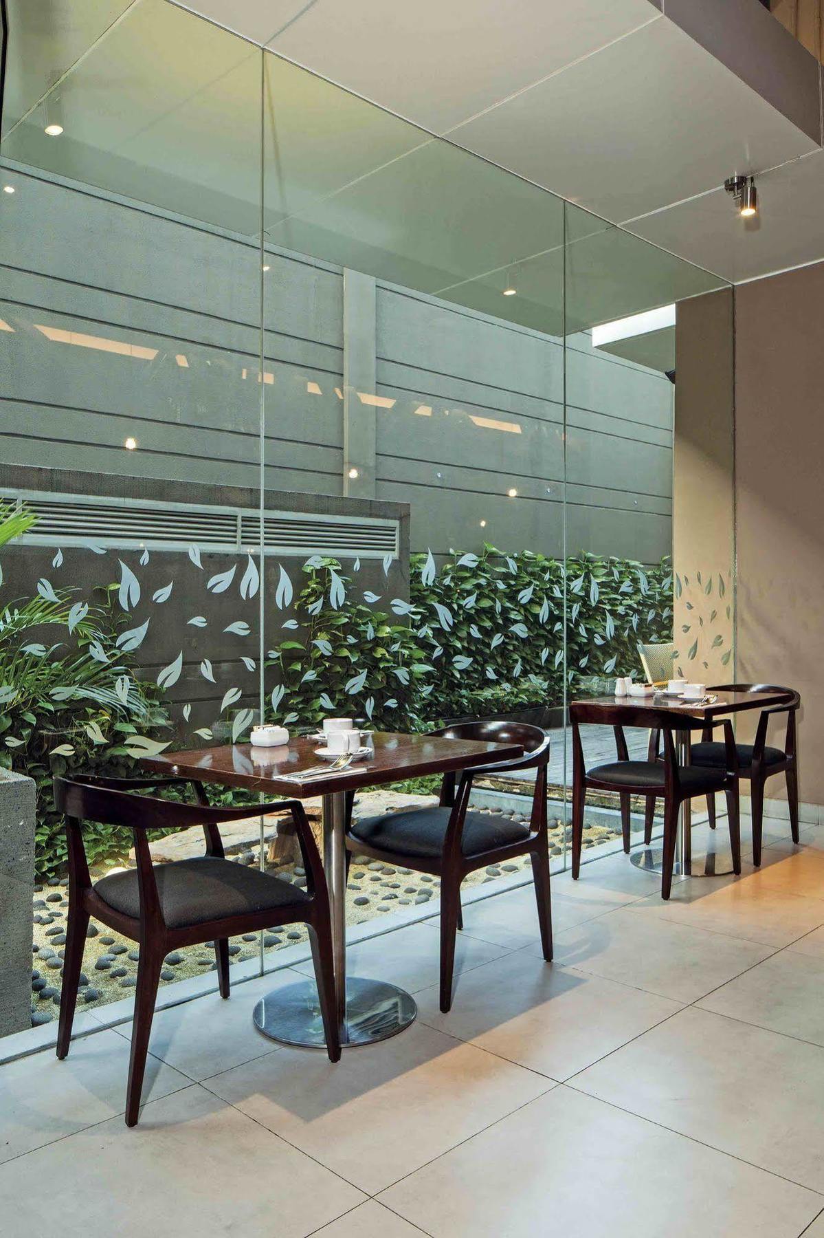 Midtown Hotel Surabaya Dış mekan fotoğraf
